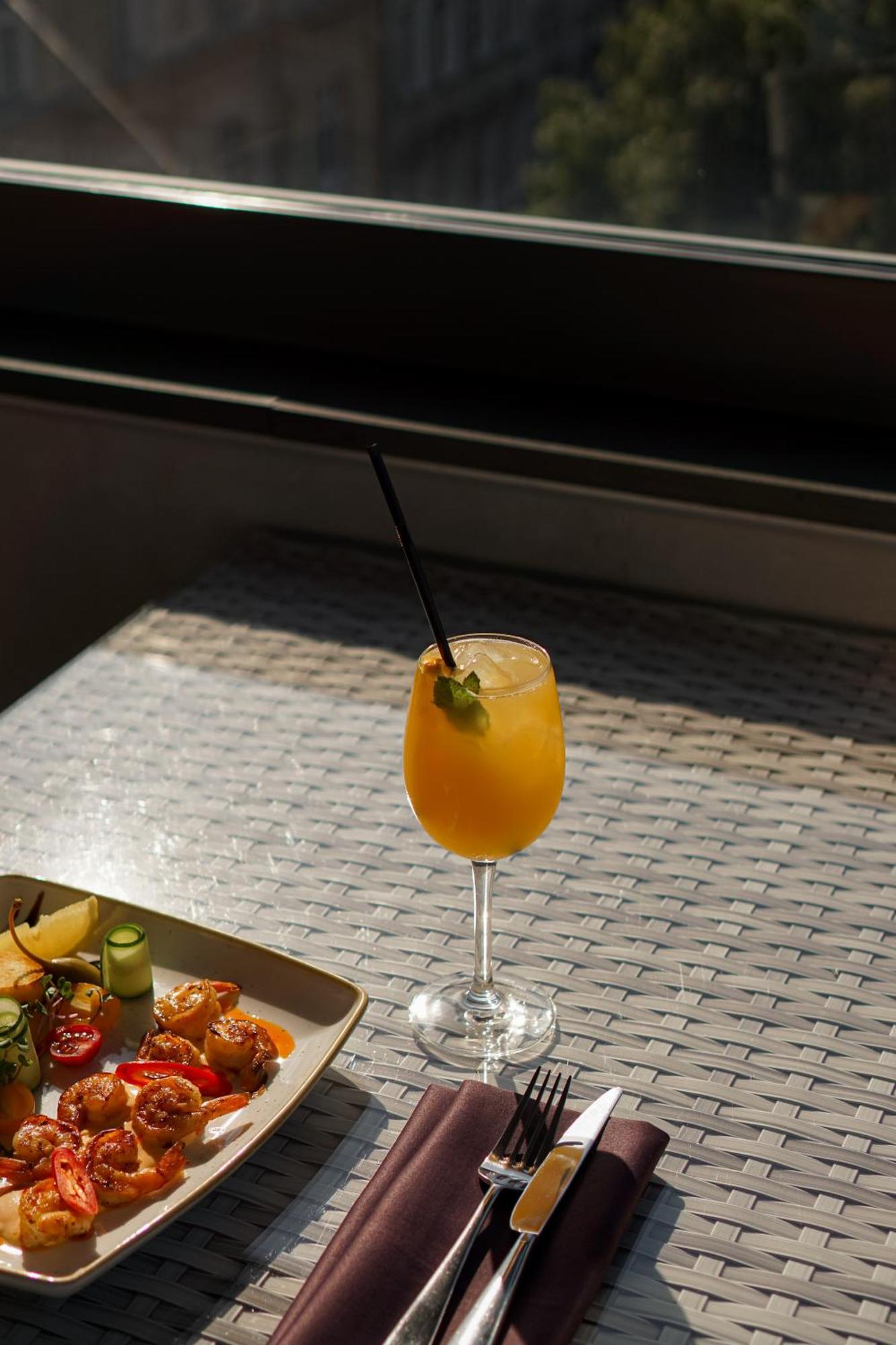 Taurus City Hotel Lviv Eksteriør billede