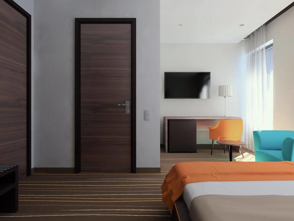 Taurus City Hotel Lviv Eksteriør billede