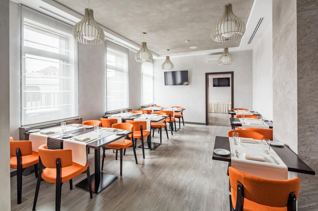 Taurus City Hotel Lviv Eksteriør billede