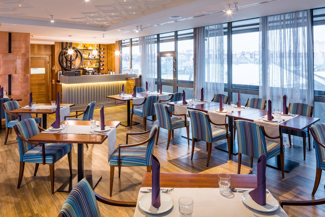 Taurus City Hotel Lviv Eksteriør billede