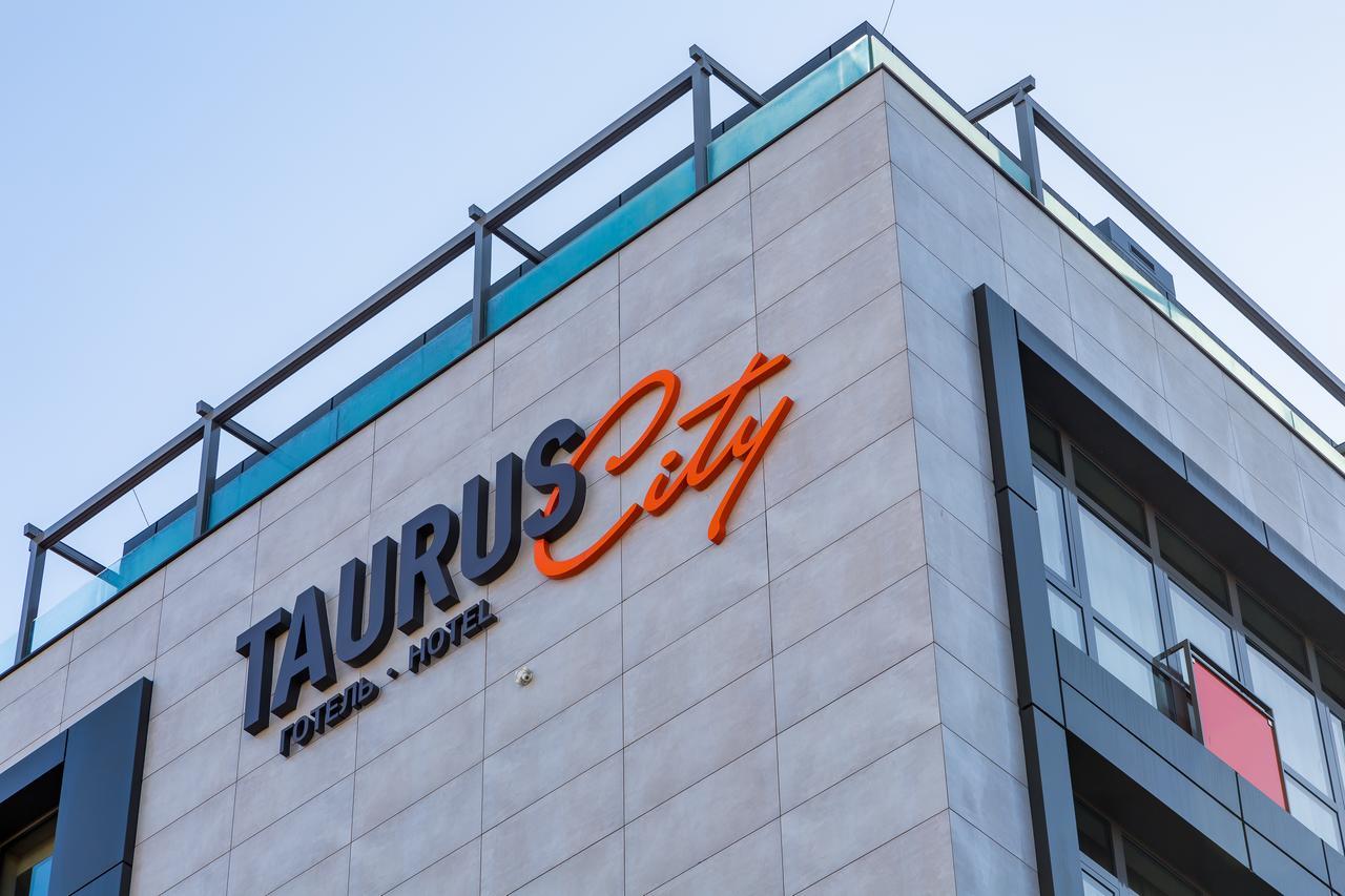 Taurus City Hotel Lviv Eksteriør billede